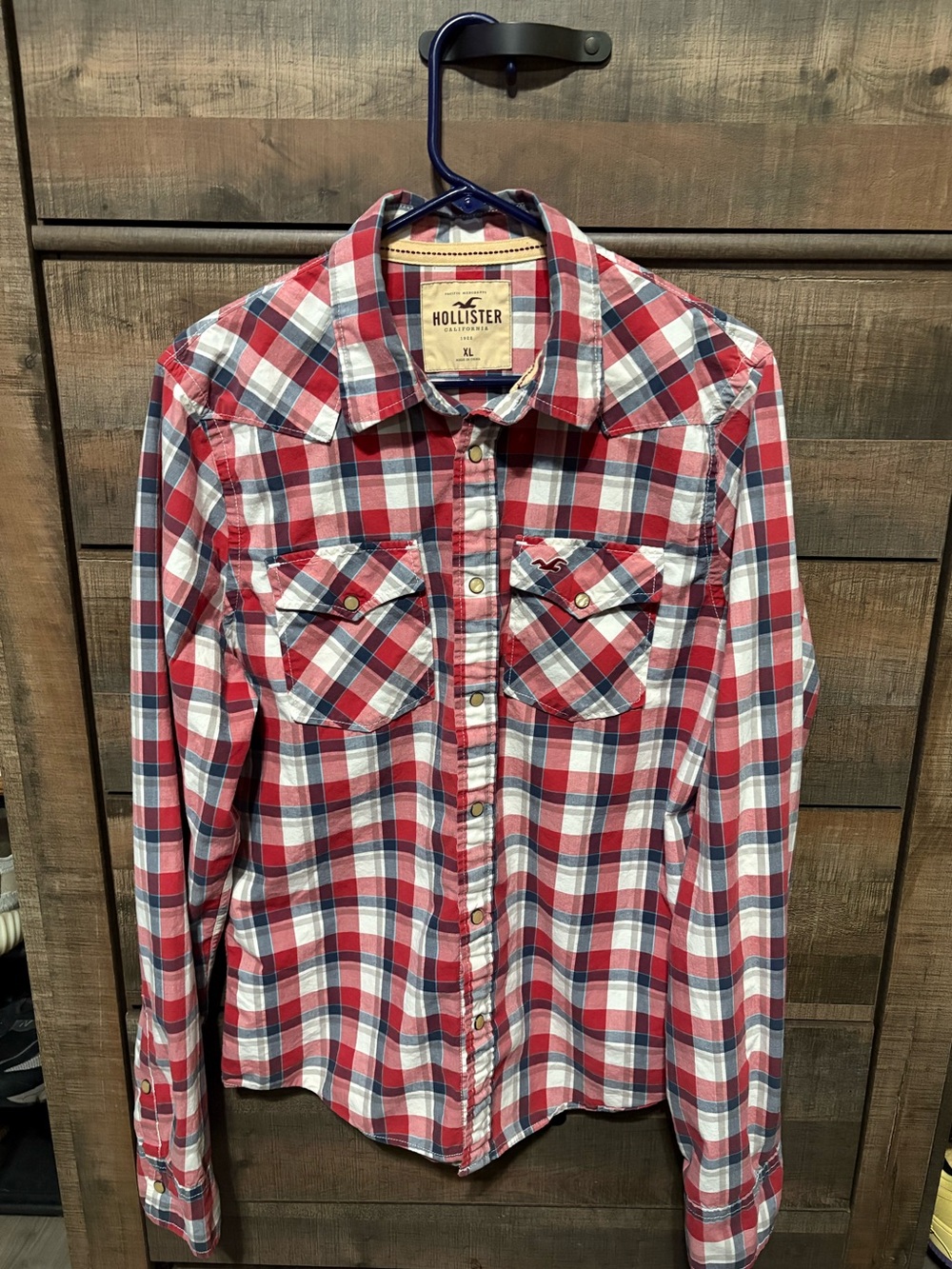Hollister Pearl Snap Plaid Button-Down Shirt